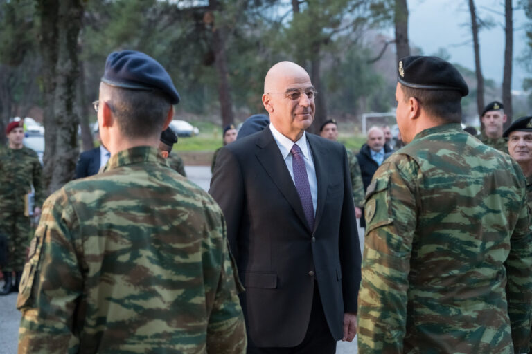 Ν. Δένδιας: Διαμορφώνουμε ένα καινούργιο δόγμα αποτροπής – Οι Ένοπλες Δυνάμεις πρέπει να μπορούν να προσελκύσουν στις τάξεις τους τούς καλύτερους των Ελλήνων