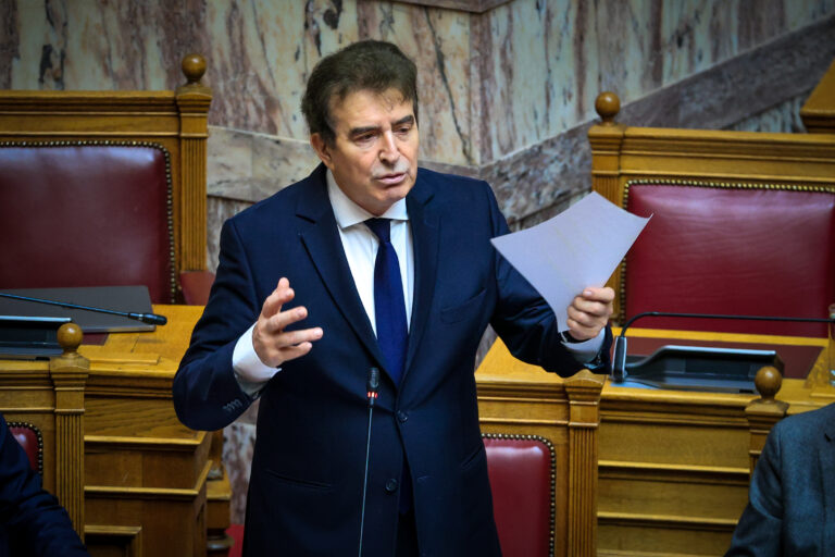 Μ. Χρυσοχοΐδης: Η ασφάλεια είναι κοινωνικό αγαθό, ατομικό δικαίωμα, προϋπόθεση Δημοκρατίας – Αντιπαράθεση με ΚΚΕ και Ν. Αριστερά