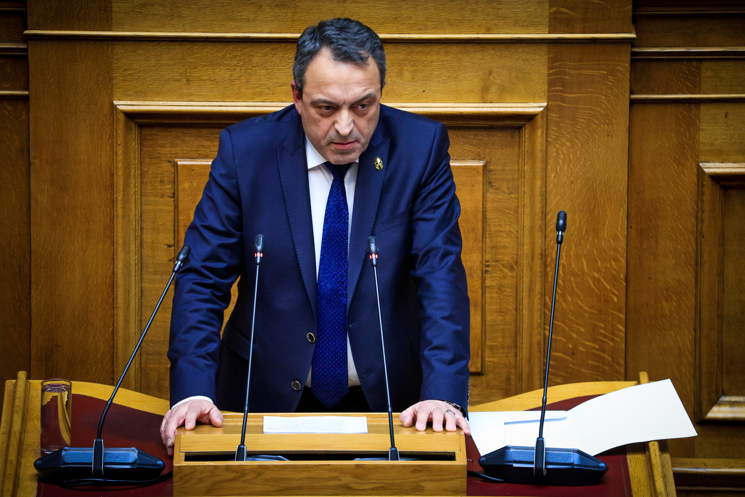 Β. Στίγκας – Πρόταση δυσπιστίας: Ας κάνουμε πρόταση μομφής και κατά της αντιπολίτευσης