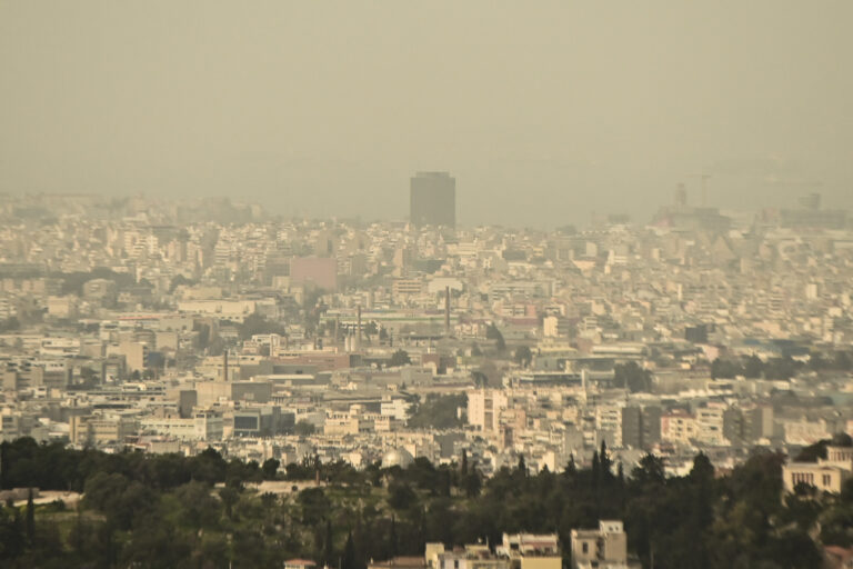 Στ. Λουκίδης για την αφρικανική σκόνη: Είναι ένα φαινόμενο με διαβαθμίσεις – Τι πρέπει να προσέχουν οι πολίτες