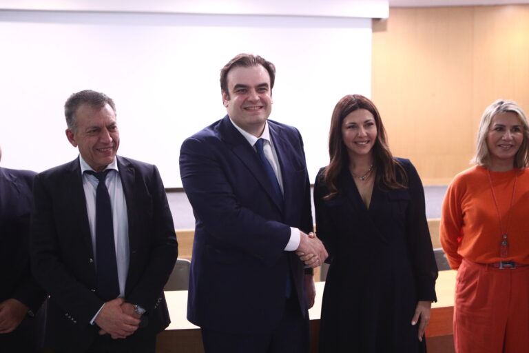 Υπ. Παιδείας – Σ. Ζαχαράκη: Να στραφούμε σε αρχές, πρόγραμμα σπουδών, μείωση γραφειοκρατίας