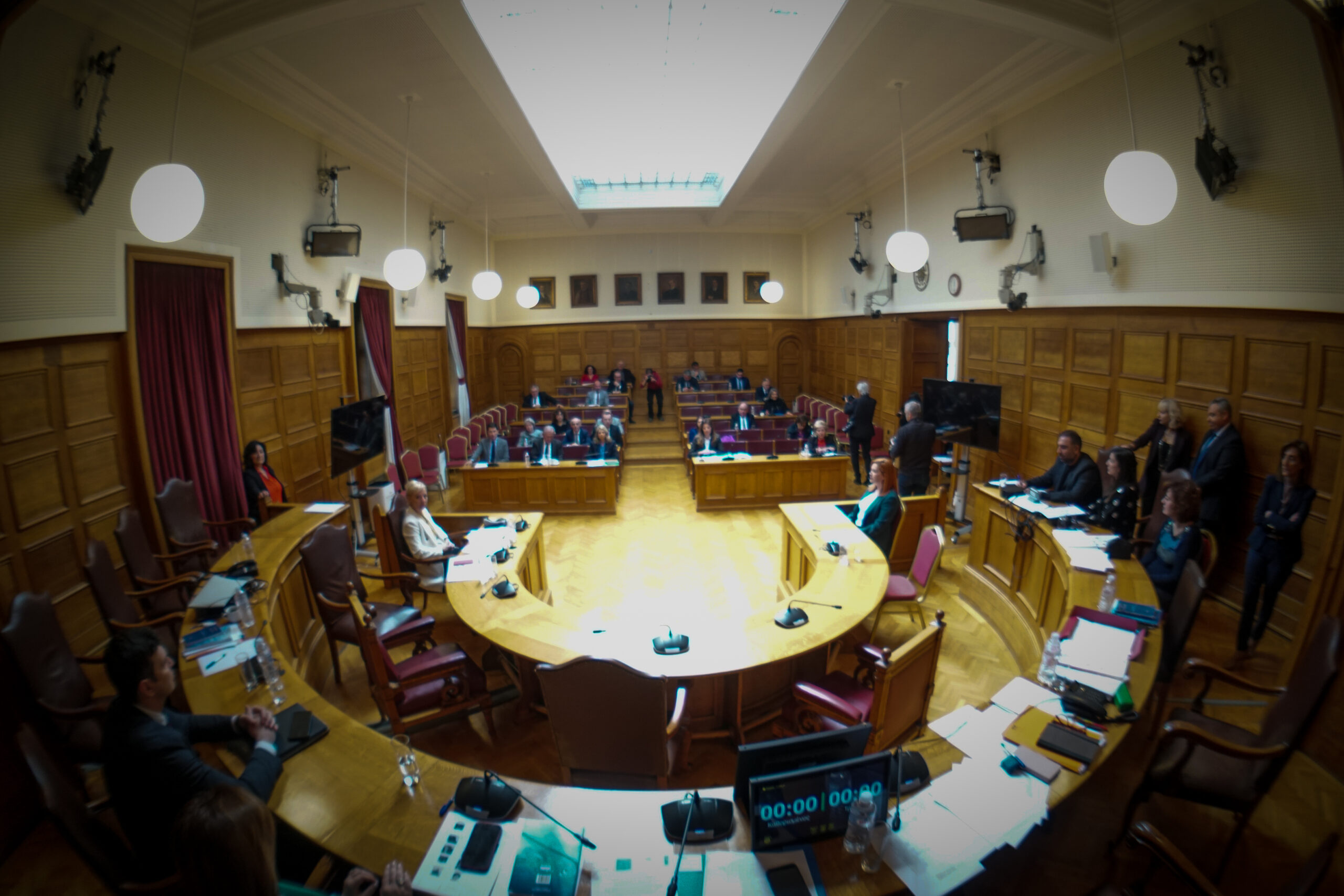 Ο κατάλογος των αρχικών μαρτύρων που ζητάει να κληθούν στην Προανακριτική Επιτροπή το ΚΚΕ – Τέσσερα πολιτικά πρόσωπα, ανάμεσά τους και ο Κυριάκος Μητσοτάκης