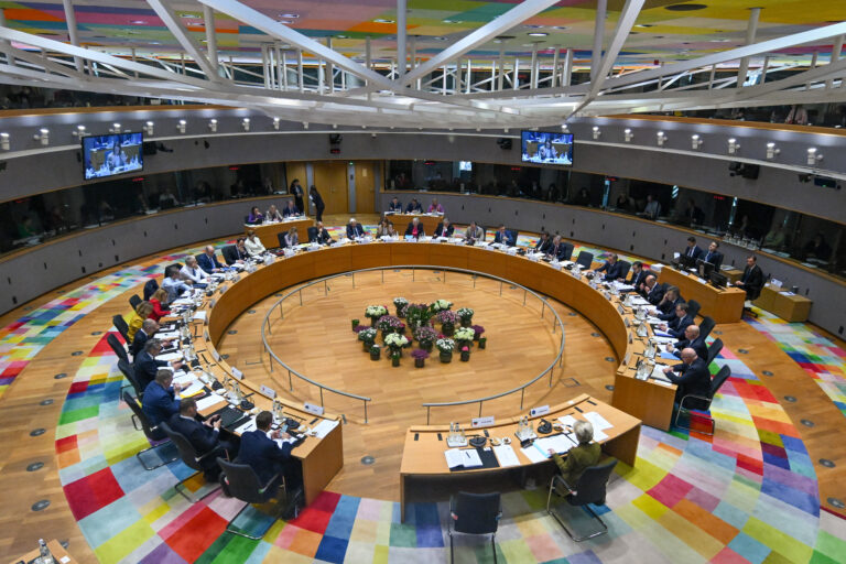 Σύνοδος Κορυφής ΕΕ: Ολοκληρώθηκε η συζήτηση για την Ουκρανία – Τα συμπεράσματα και η άρνηση Όρμπαν