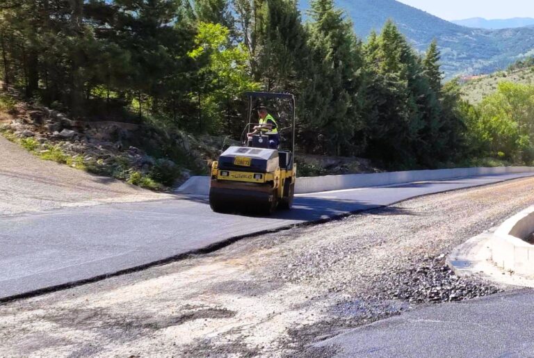 Ο Δήμος Ήλιδας ζητά χρηματοδότηση για τους αγροτικούς δρόμους