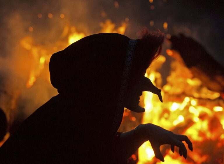 Φαίνεται καλός αλλά είναι… η κακιά μάγισσα