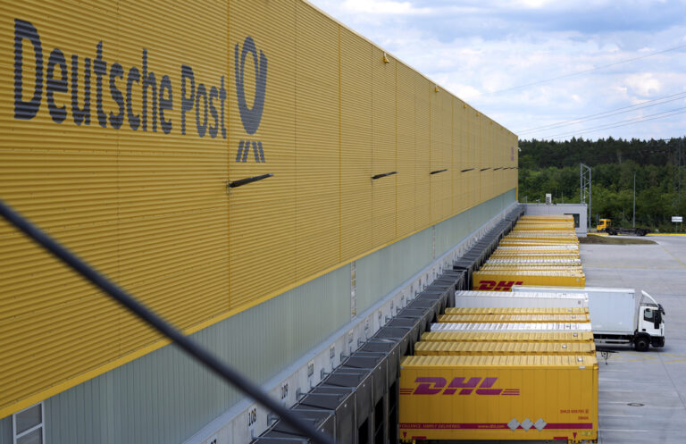 Γερμανία: Κατάργηση 8.000 θέσεων σχεδιάζει η Deutsche Post