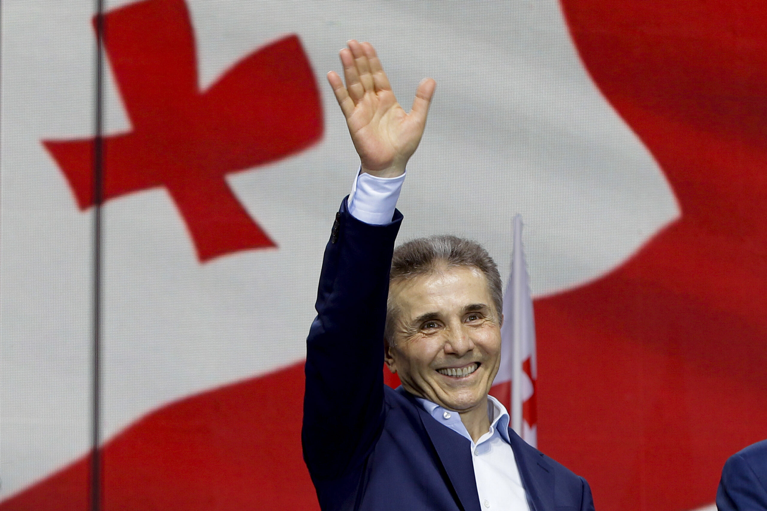 Γεωργία: Πρώην βοηθός του Μπιτζίνα Ιβανισβίλι έφυγε από την χώρα για να γλιτώσει την δίκη του για υπεξαίρεση κρυπτονομισμάτων