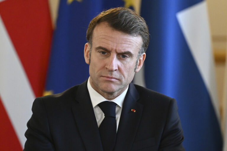 Την επέκταση της πυρηνικής ομπρέλας εξετάζει ο Μακρόν – Τι θα προτείνει στη σημερινή Σύνοδο Κορυφής