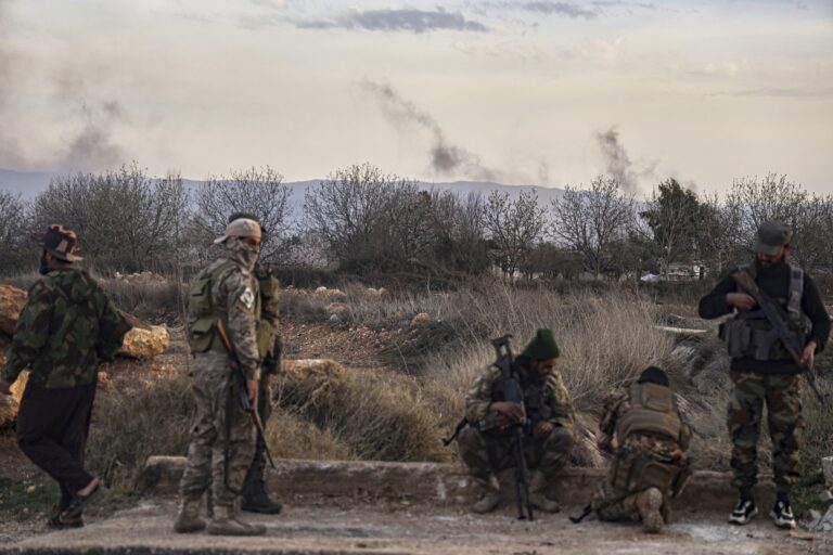 Λίβανος: Τουλάχιστον επτά νεκροί και 52 τραυματίες σε συγκρούσεις στα σύνορα με τη Συρία