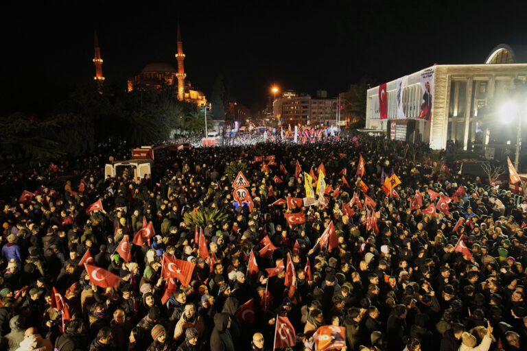 Σύλληψη Ιμάμογλου: Η πολυετής κόντρα του Ερντογάν με τον δήμαρχο Κωνσταντινούπολης – Μεγάλες συγκεντρώσεις υπό δρακόντεια μέτρα