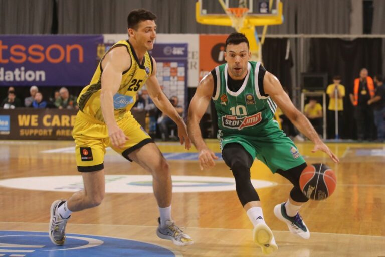 Δείτε τα highlights του αγώνα Άρης-Παναθηναϊκός για την Greece Basket League (video)