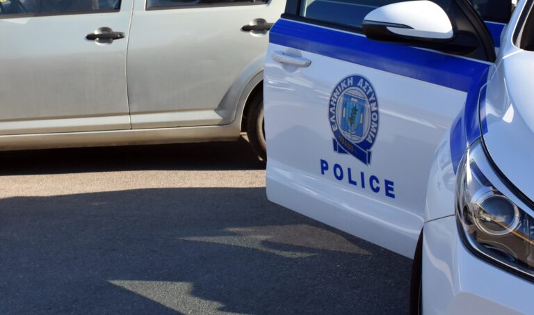 Κατερίνη: Πολυμελής συμμορία έκλεβε ΙΧ και παραποιούσε τις πινακίδες κυκλοφορίας