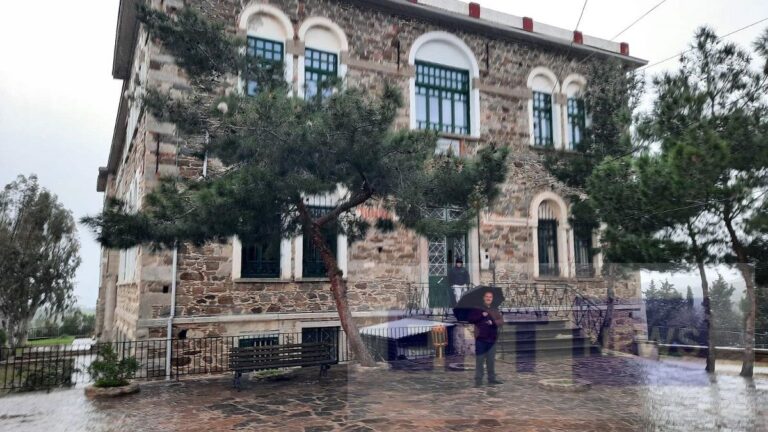 Χίος: Λύση στο θέμα της μεταφοράς των μαθητών του χωριού Παρπαριά στο σχολείο τους ζητά η σχολική κοινότητα