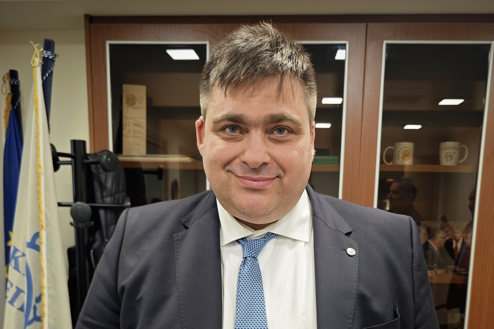 Νέος πρόεδρος της ΚΕΕΕ ο Γιάννης Βουτσινάς