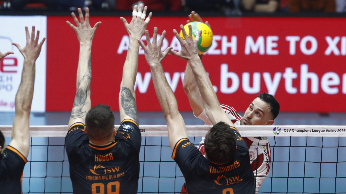 CEV Champions League: Ο Ολυμπιακός λύγισε 3-0 από την ανωτερότητα της Γιαστρέμπσκι και αποχαιρέτησε την Ευρώπη