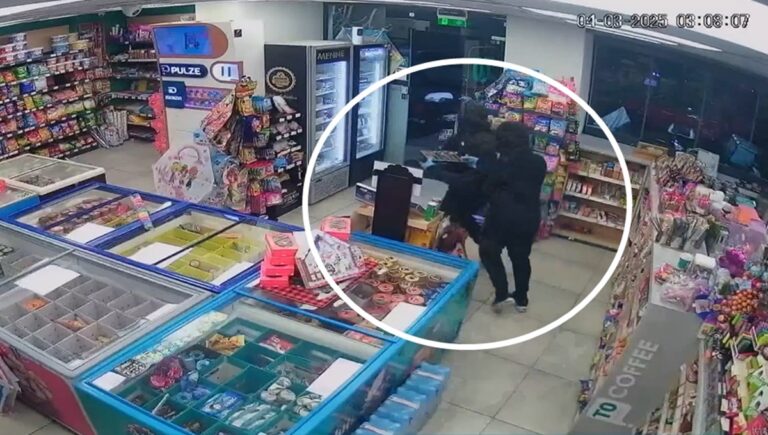 Βίντεο ντοκουμέντο από ένοπλη ληστεία σε μίνι μάρκετ στου Ζωγράφου
