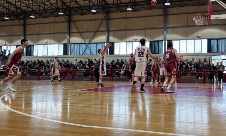 Νίκησε και «βλέπει» play-offs ο Πήγασος Θυρέας