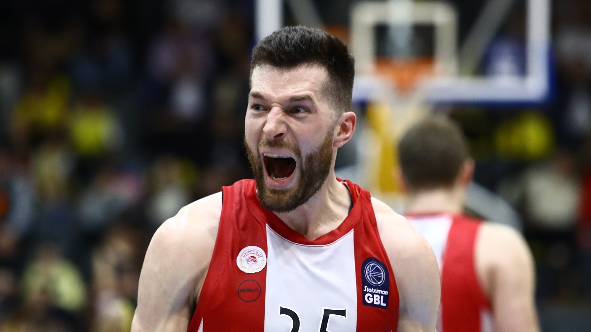 GBL: Πέρασε με 104-88 από το Μαρούσι με «καυτό» Πίτερς ο Ολυμπιακός