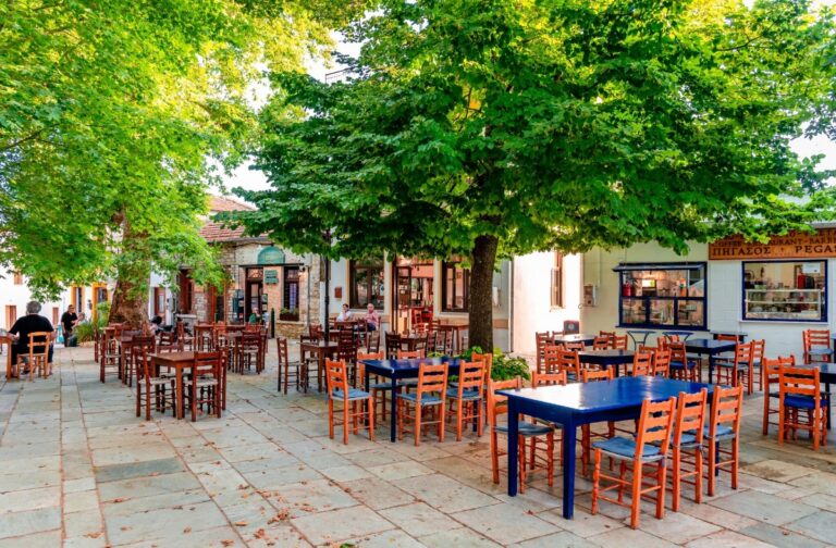 Ν. Πήλιο: Ερωτήματα της αντιπολίτευσης για την ενοικίαση δημοτικών καταστημάτων