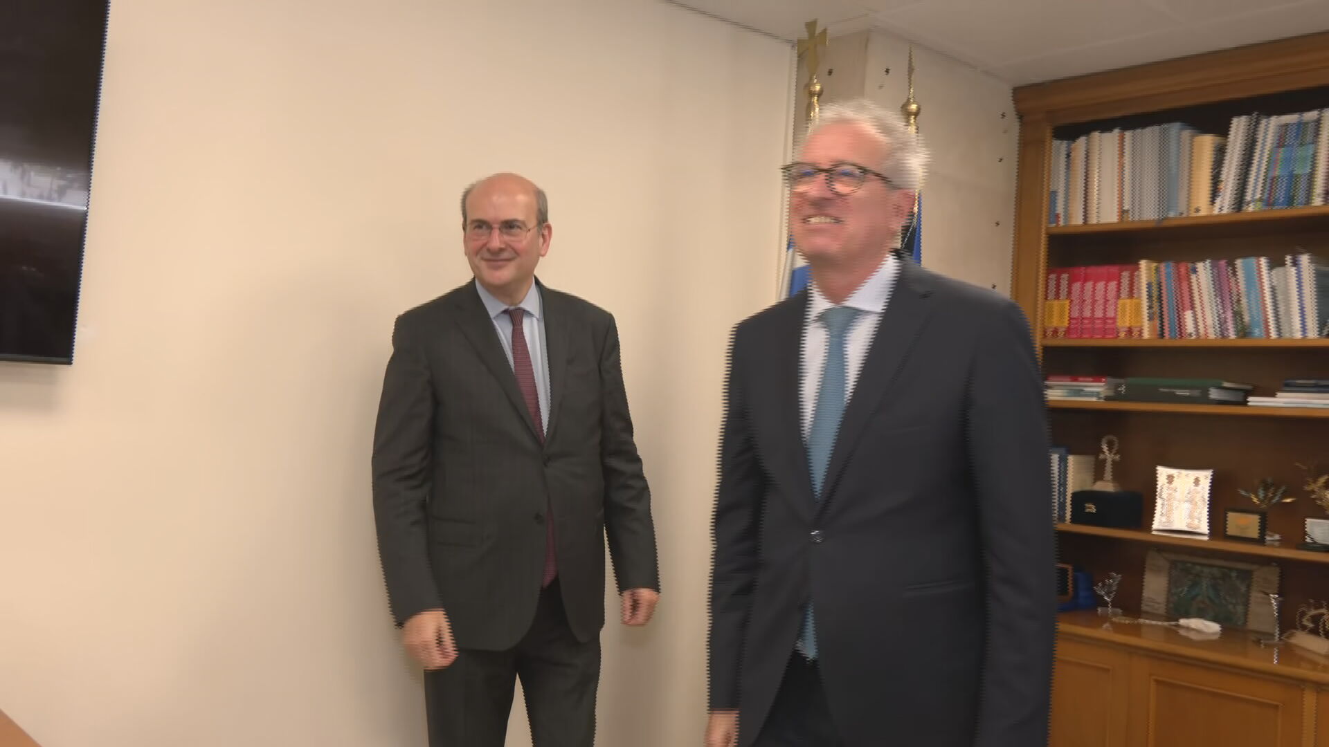 Συνάντηση Κ. Χατζηδάκη με επικεφαλής ESM: Ικανοποιημένοι από την πρόοδο της Ελληνικής Οικονομίας