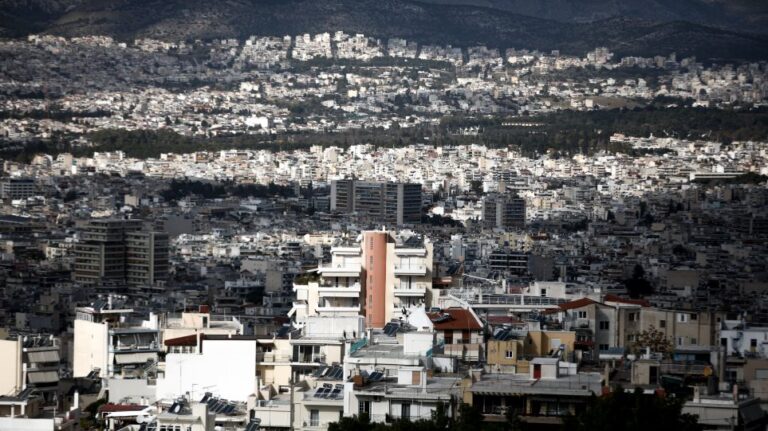 Χαρτογράφηση ακινήτων από την ΑΑΔΕ: Στο στόχαστρο τα δηλωμένα ψευδώς ως «κλειστά» – Πώς θα λειτουργεί το Μητρώο