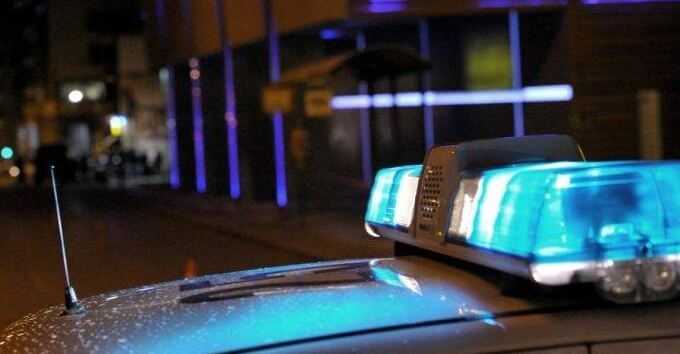 Χανιά: Τουρίστες επιτέθηκαν σε αστυνομικούς έξω από μπαρ στο Ενετικό Λιμάνι – “Δραματική κατάσταση” λέει η Ένωση Αστυνομικών Υπαλλήλων
