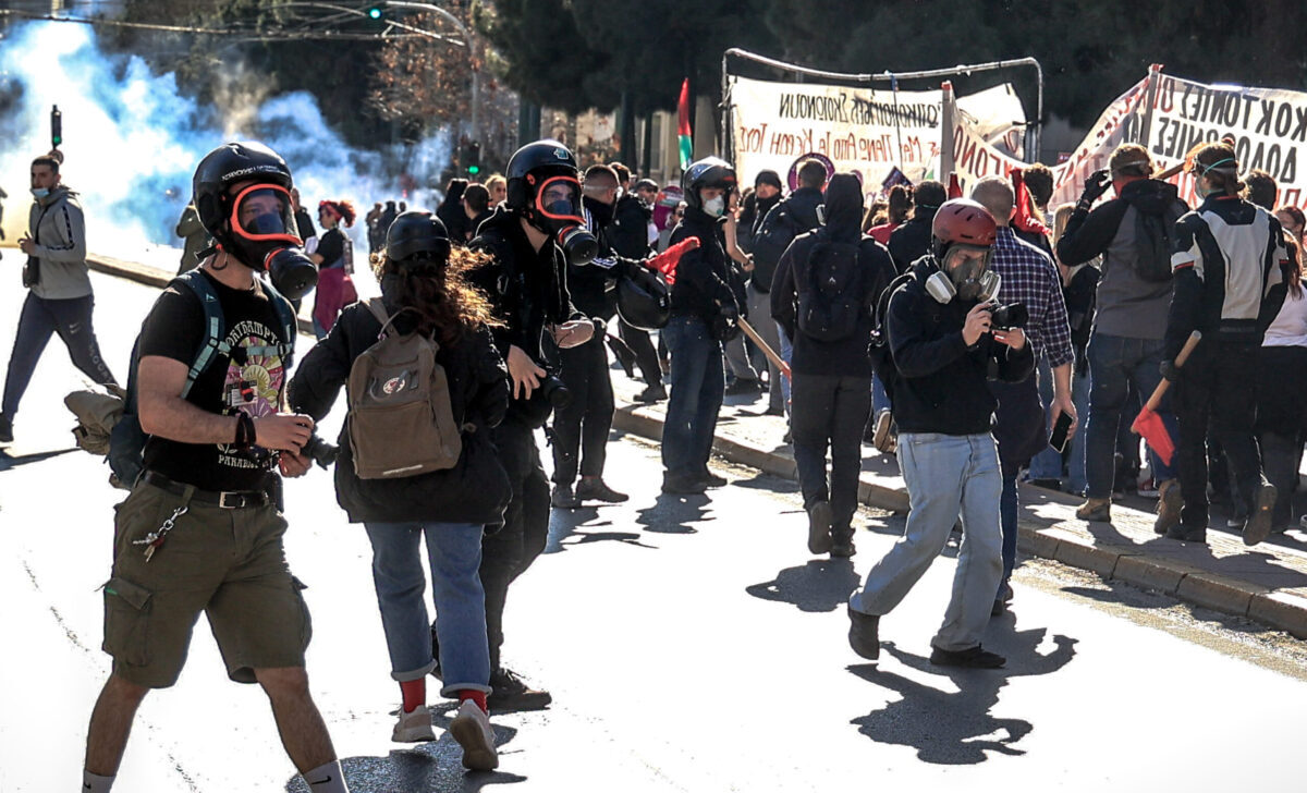Ένταση στο κέντρο της Αθήνας – Έγιναν 14 προσαγωγές