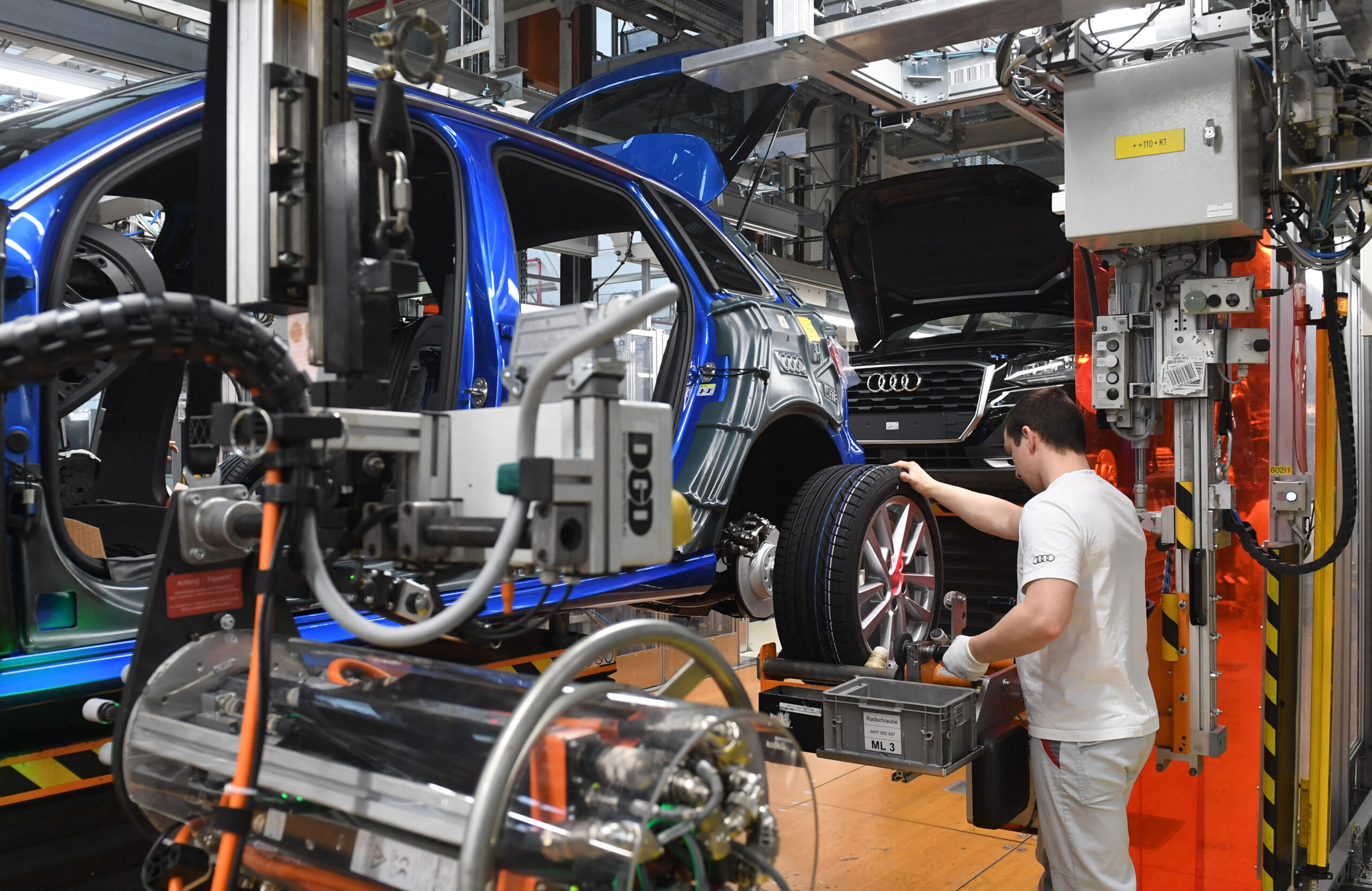 Γερμανία: Η Audi περικόπτει 7.500 θέσεις εργασίας – Στόχος η περικοπή 1 δισ. ευρώ ετησίως