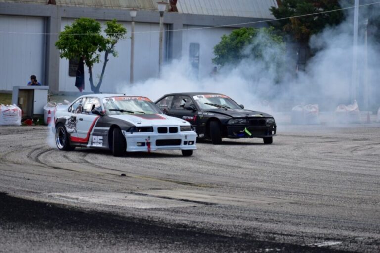 Αγώνας για το πανελλήνιο πρωτάθλημα Drift στο Λουτράκι