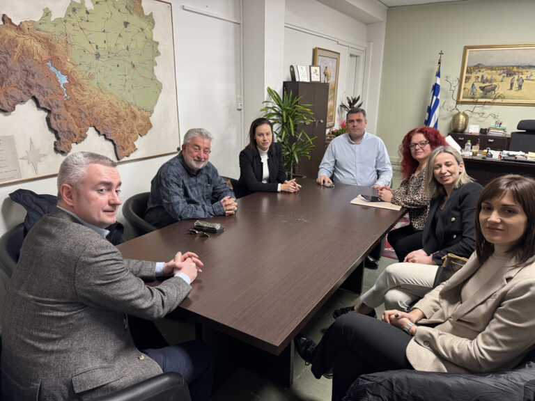 Συνάντηση του Αντιπεριφερειάρχη με εκπροσώπους του Συλλόγου Υπαλλήλων Δ.Ο.Υ. Καρδίτσας
