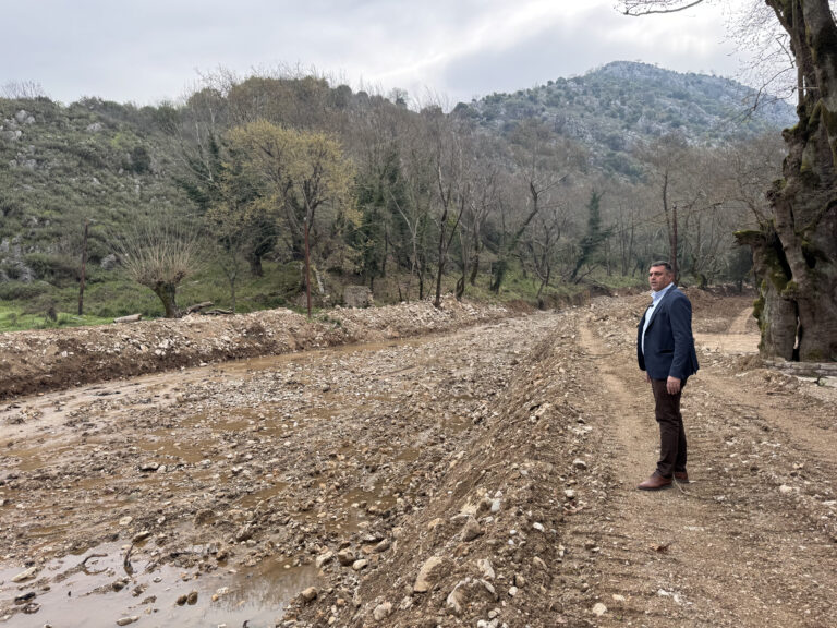 Εργασίες καθαρισμού υδατορεμάτων και τεχνικών ημιορεινών και ορεινών οικισμών Π.Ε. Καρδίτσας 