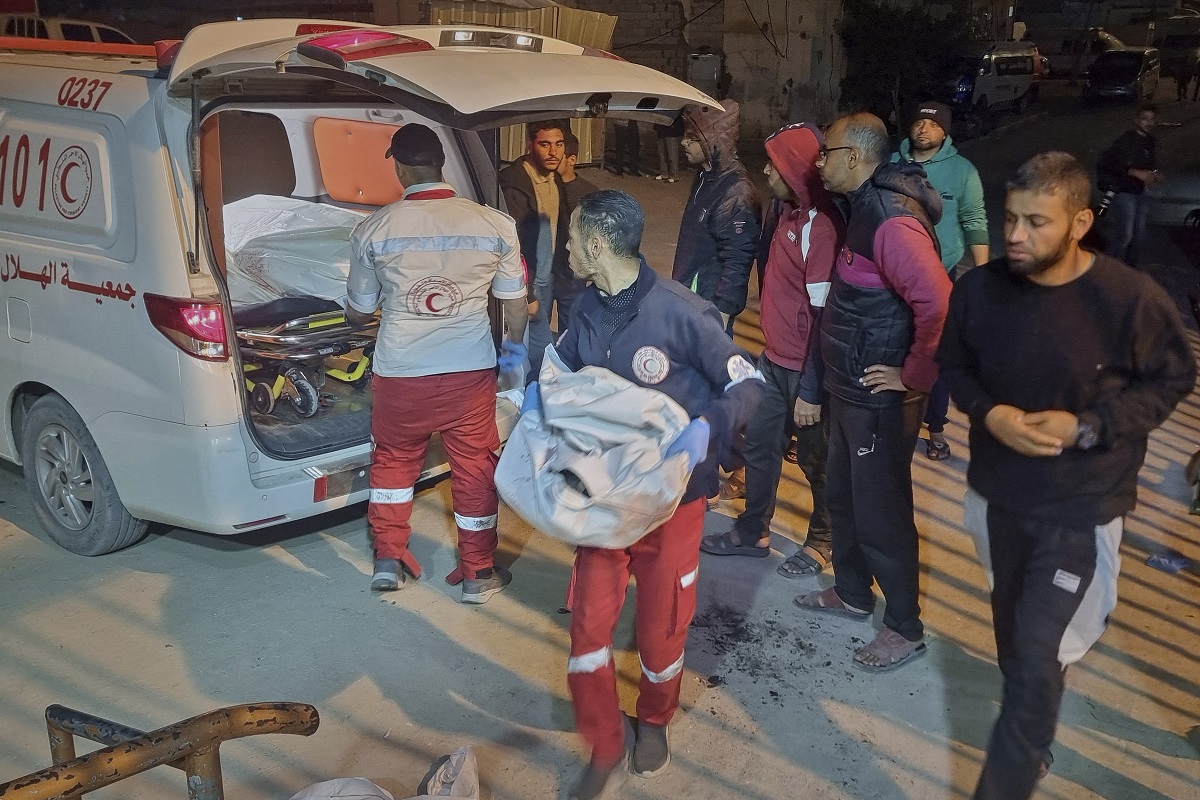 Γάζα: Νεκροί από ισραηλινά πυρά 8 παραϊατρικοί και οι 14 διασώστες που αγνοούνταν