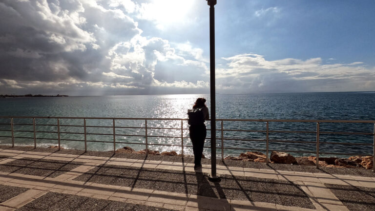 Συνεχίζεται το «καλοκαιράκι» και σήμερα, έως τους 21 βαθμούς ο υδράργυρος – Από αύριο μικρή πτώση της θερμοκρασίας