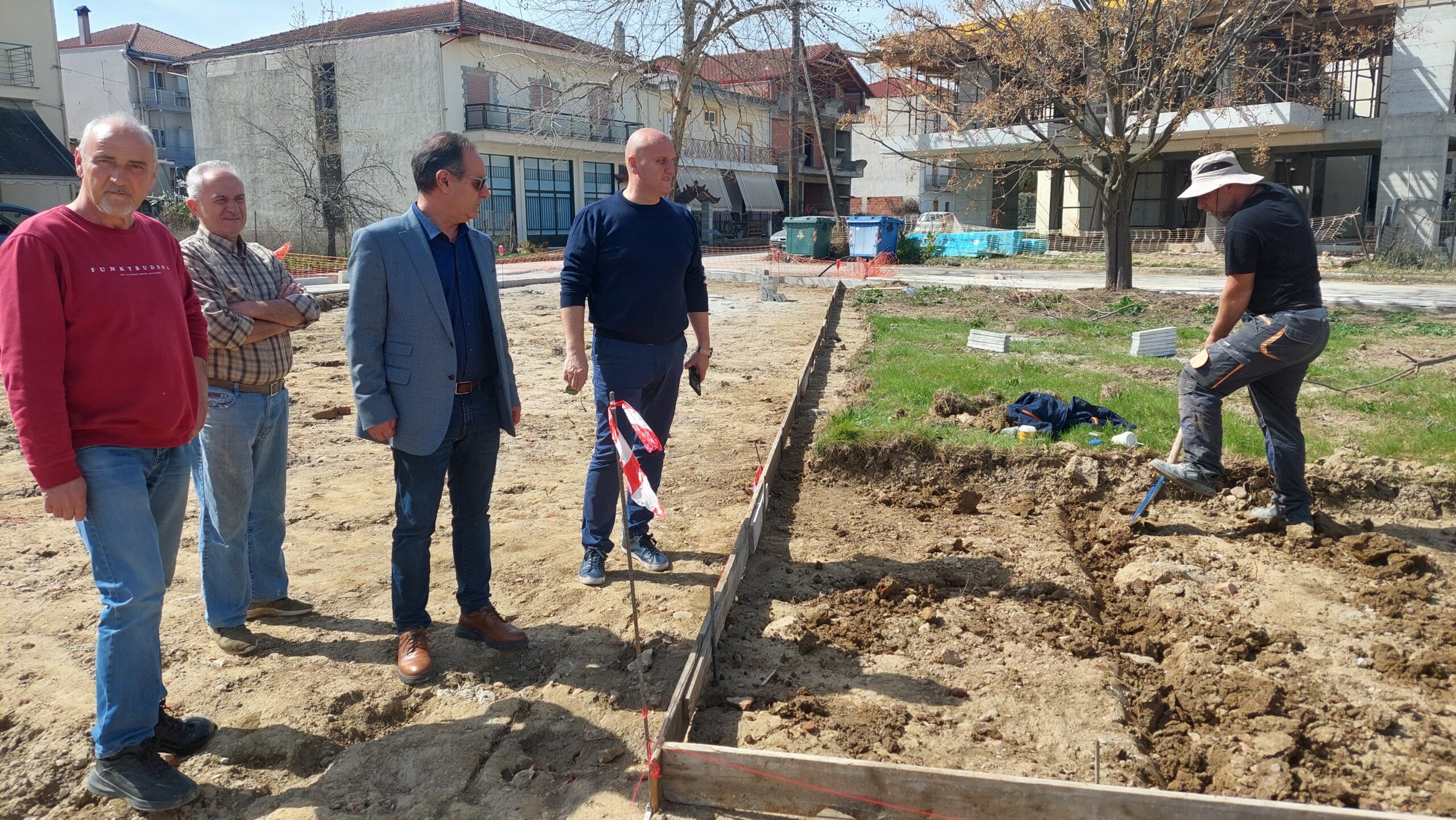 Καρδίτσα: Ξεκίνησε η κατασκευή της πλατείας στη συνοικία Καροπλεσίτικα