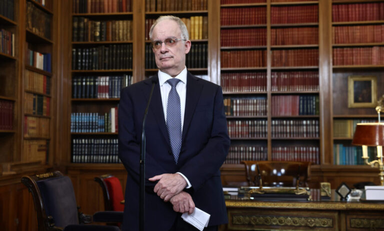 Κ. Τασούλας: Η ορκωμοσία του νέου ΠτΔ μέσα από 15 καρέ