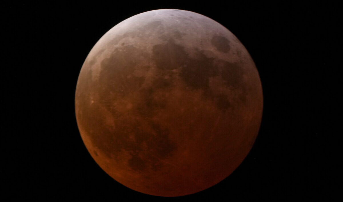 Kansas Lunar Eclipse