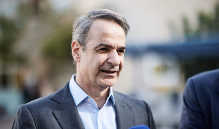 Στην ΑΑΔΕ ο Πρωθυπουργός – Οι δηλώσεις του πριν από λίγο