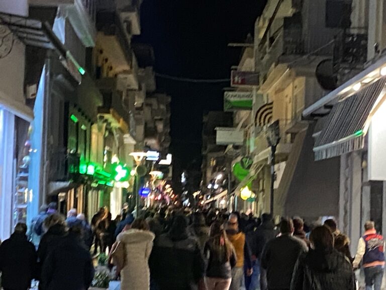 Νεανικό συλλαλητήριο για τα Τέμπη στην Τρίπολη