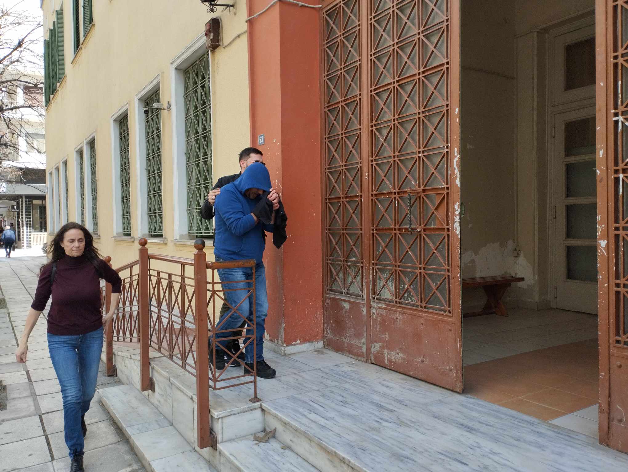 Σέρρες: Ελεύθεροι υπό όρους οι 8 συλληφθέντες για αρχαιοκαπηλία – Αύριο απολογείται ο ένατος συλληφθείς