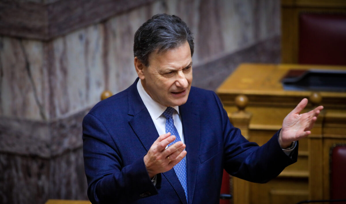 Θ. Σκυλακάκης: Πάγωμα οικοδομικών αδειών στη Μήλο για τις περιοχές που χρήζουν ειδικής προστασίας