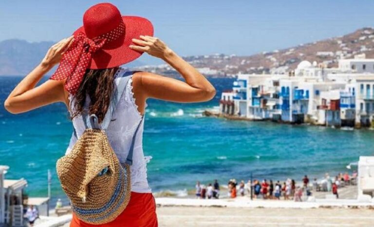 «Τουρισμός για όλους 2025»: Λήξη χρόνου σήμερα για τα voucher ύψους έως 600 ευρώ