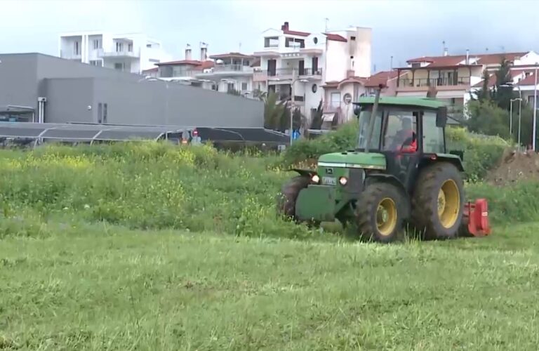 Ακαθάριστα οικόπεδα: Αγώνας δρόμου από τους δήμους στη Θεσσαλονίκη