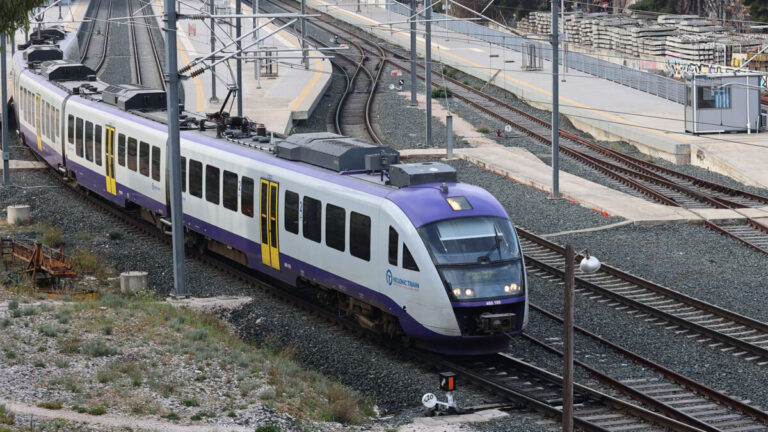 Διεκόπησαν δρομολόγια του ΟΣΕ για 1,5 ώρα λόγω προβλήματος ηλεκτροδότησης