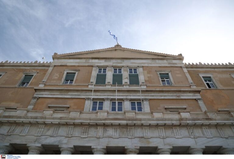 Προανακριτική: Συνεδριάζει επί του αιτήματος Τριαντόπουλου – Σε αντικατάσταση της Ε. Λιακούλη προχώρησε το ΠΑΣΟΚ – Εξώδικο από συγγενείς θυμάτων