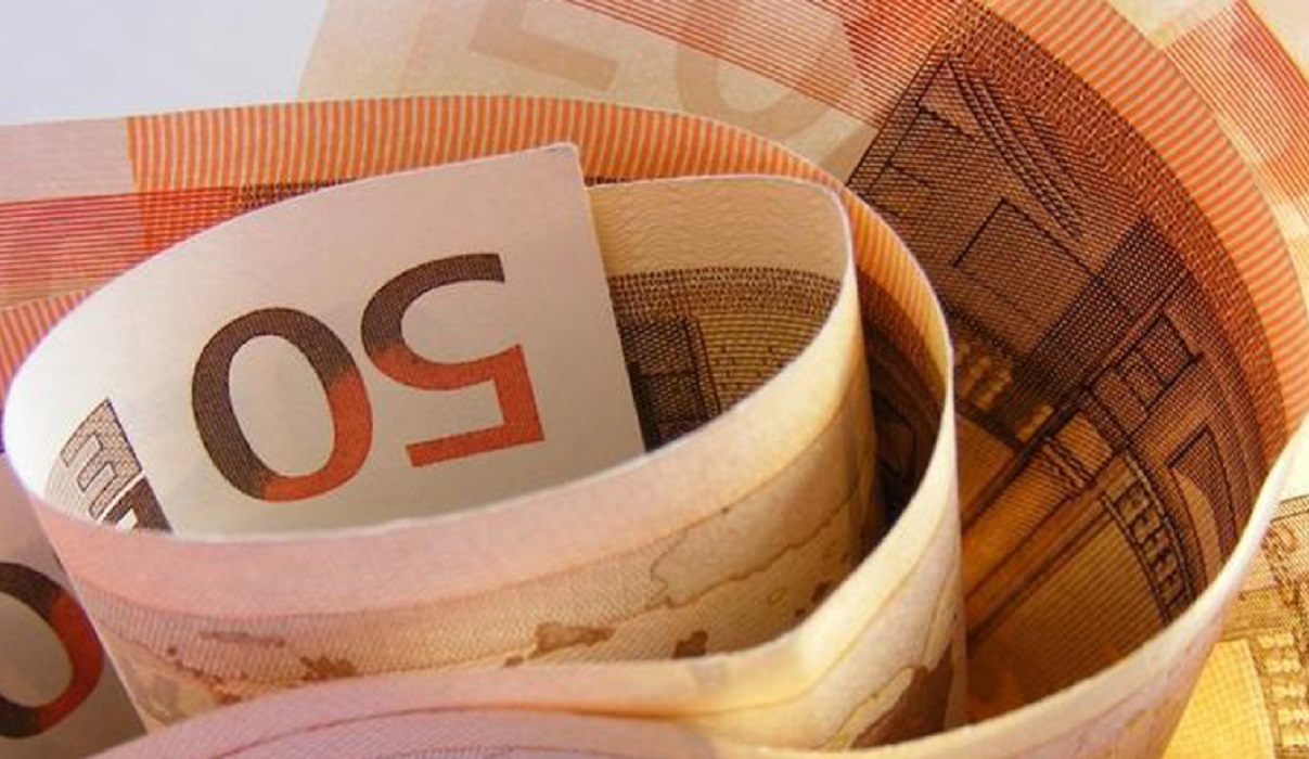 Δώρο Πάσχα: Έως 16 Απριλίου η πληρωμή του – Οι συνέπειες για τους «ξεχασιάρηδες» εργοδότες