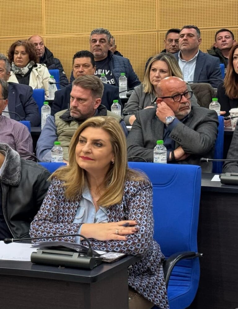 Ε. Λιακούλη για τη λειψυδρία: «Κατάσταση εκτάκτου ανάγκης στη Θεσσαλία – Ακίνητη η Κυβέρνηση»