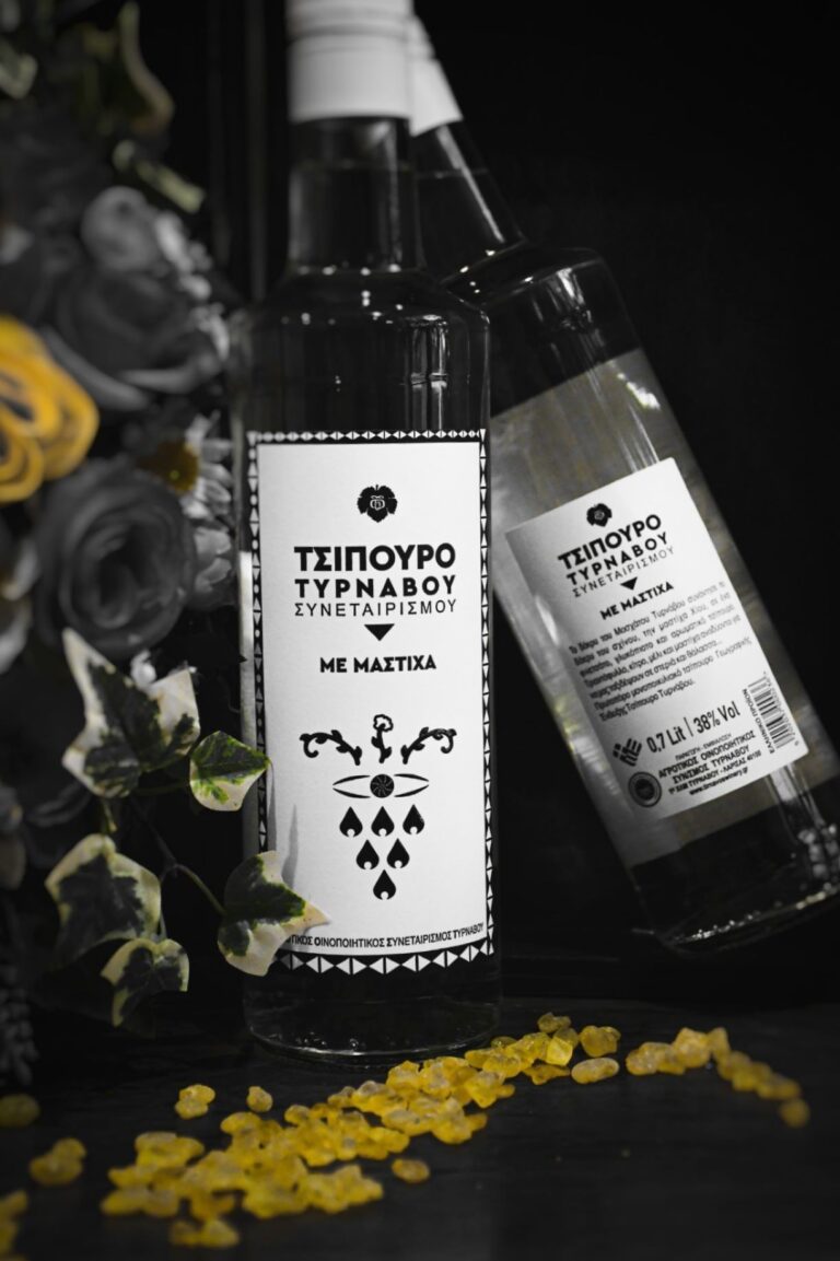 Με 9 βραβεύσεις τιμήθηκαν οίνοι και αποστάγματα του Αγροτικού Οινοποιητικού Συνεταιρισμού Τυρνάβου