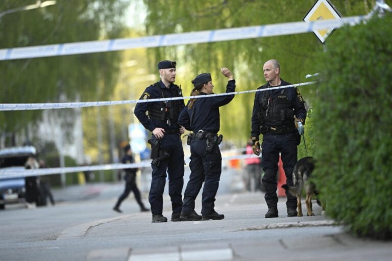 Σουηδία: Ένας 16χρονος συνελήφθη ως ύποπτος για τον θάνατο τριών ανθρώπων με πυρά στην Ουψάλα