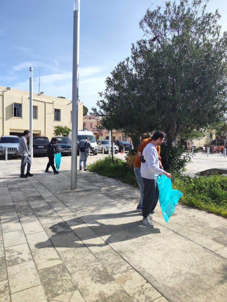 «Γνωρίζοντας την Πόλη μου»: Δράση του Συλλόγου Γονέων ατόμων με Αυτισμό Ρεθύμνου, σε συνεργασία με την Υπηρεσία Πρασίνου του Δήμου