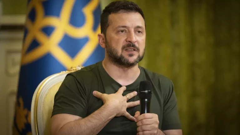 Για σχεδόν 3.000 παραβιάσεις της πασχαλινής κατάπαυσης του πυρός από τον ρωσικό στρατό κάνει λόγο ο Β. Ζελένσκι